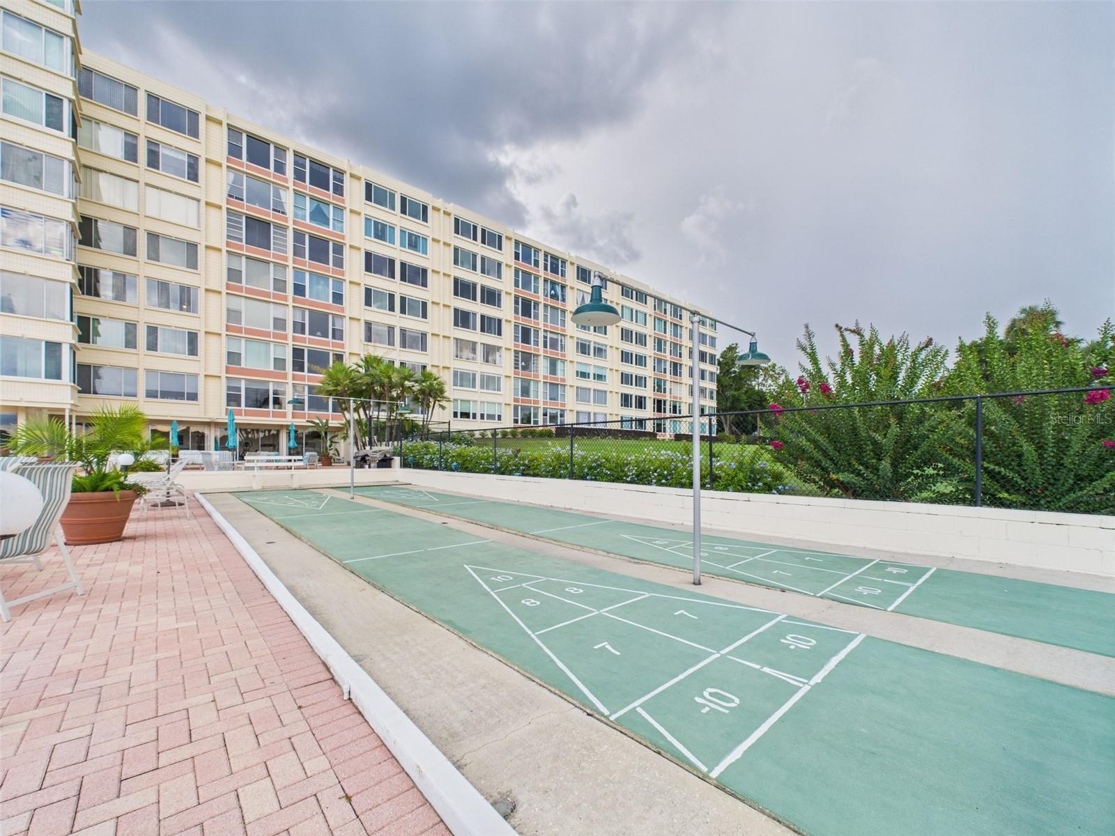 700 MIRROR TER NW #702, WINTER HAVEN, FL, 33881