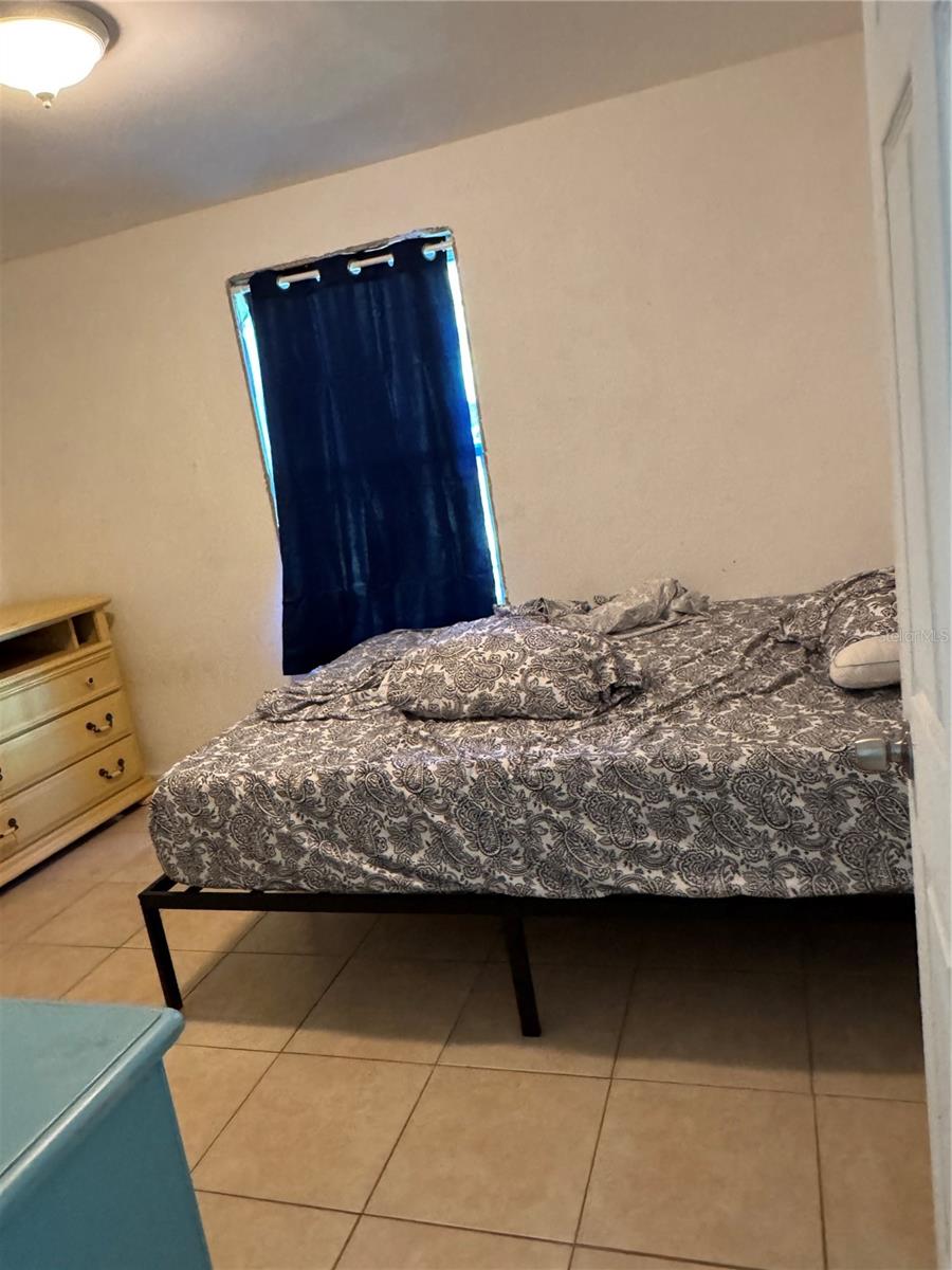 585 WASHINGTON ST, NEW SMYRNA BEACH, FL, 32168