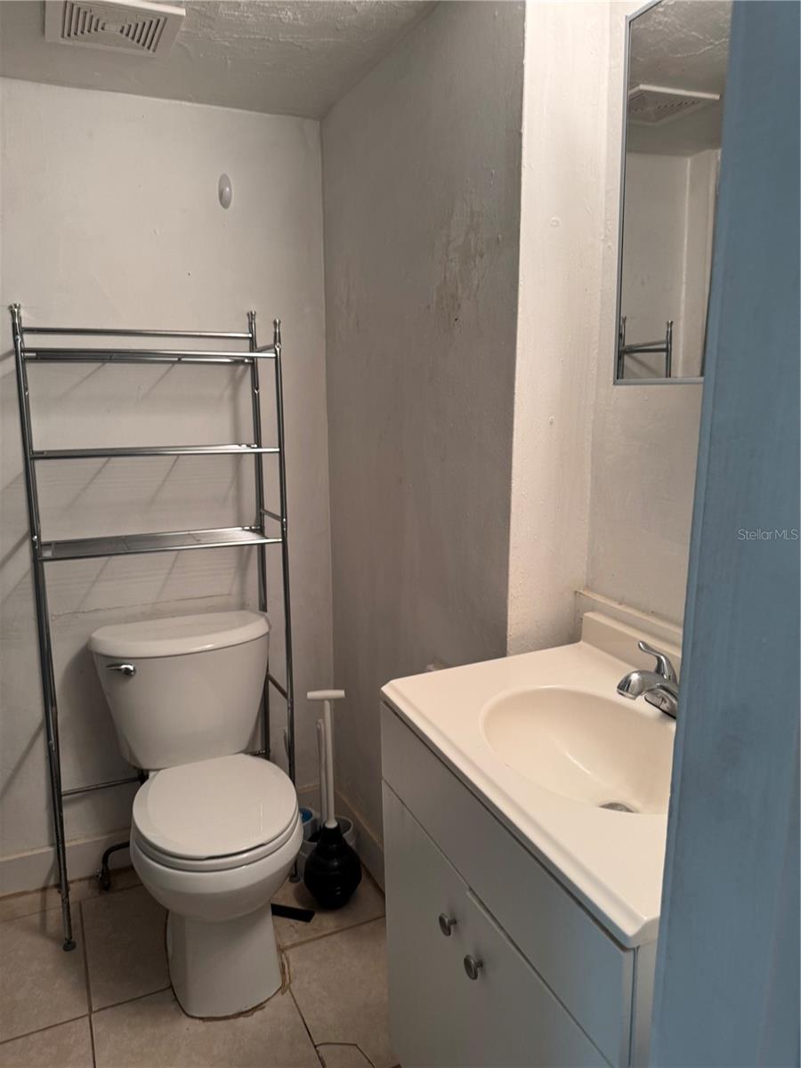 585 WASHINGTON ST, NEW SMYRNA BEACH, FL, 32168