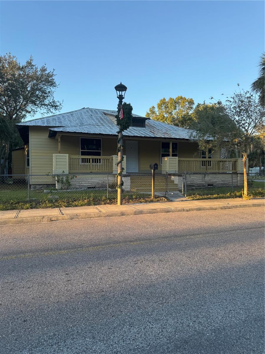 585 WASHINGTON ST, NEW SMYRNA BEACH, FL, 32168