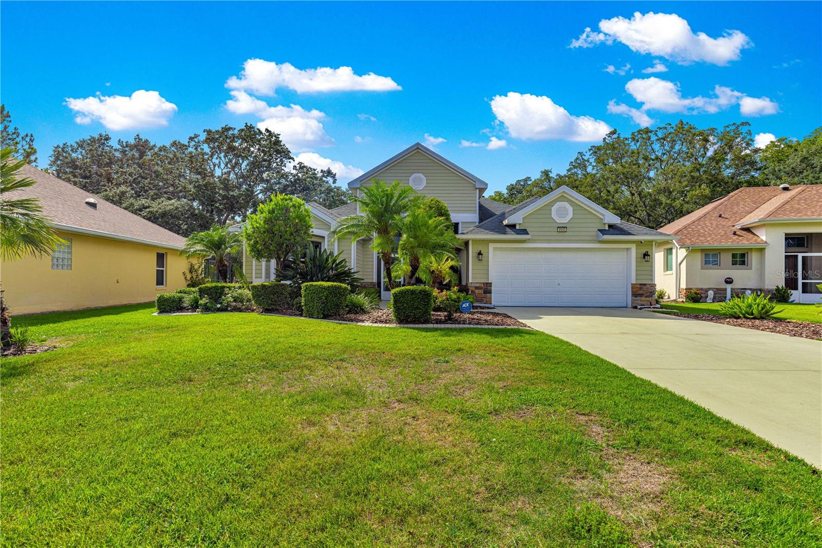 8045 WATERBURY WAY, MOUNT DORA, FL, 32757