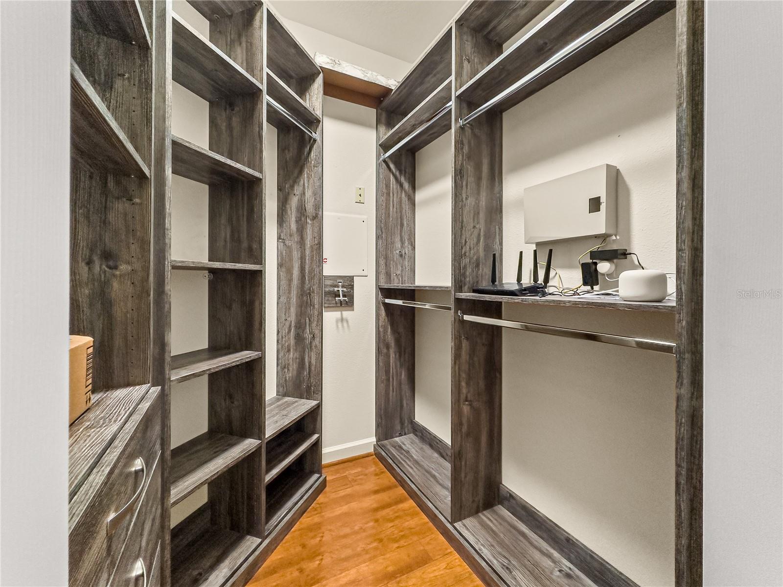 8045 WATERBURY WAY, MOUNT DORA, FL, 32757