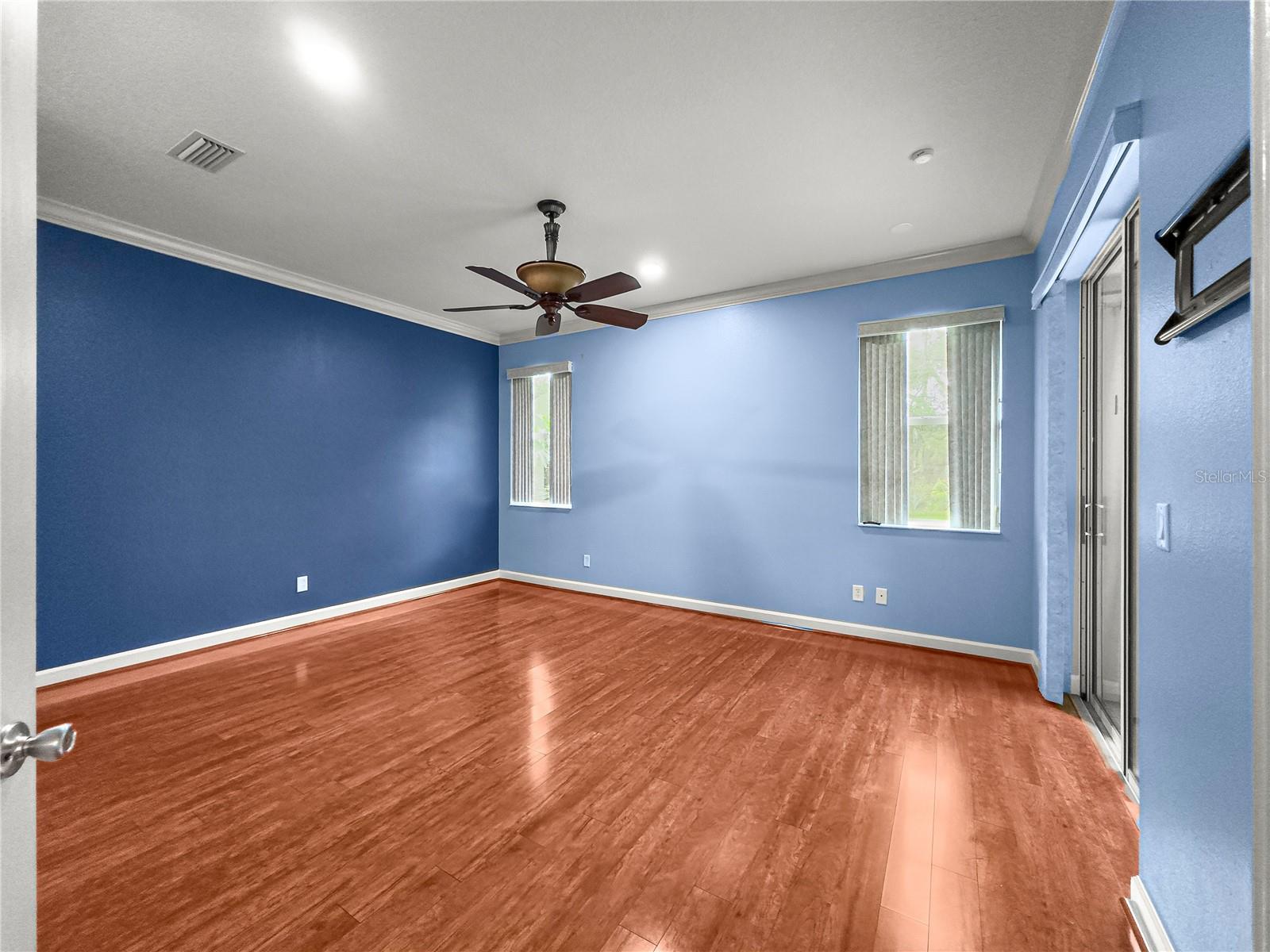 8045 WATERBURY WAY, MOUNT DORA, FL, 32757