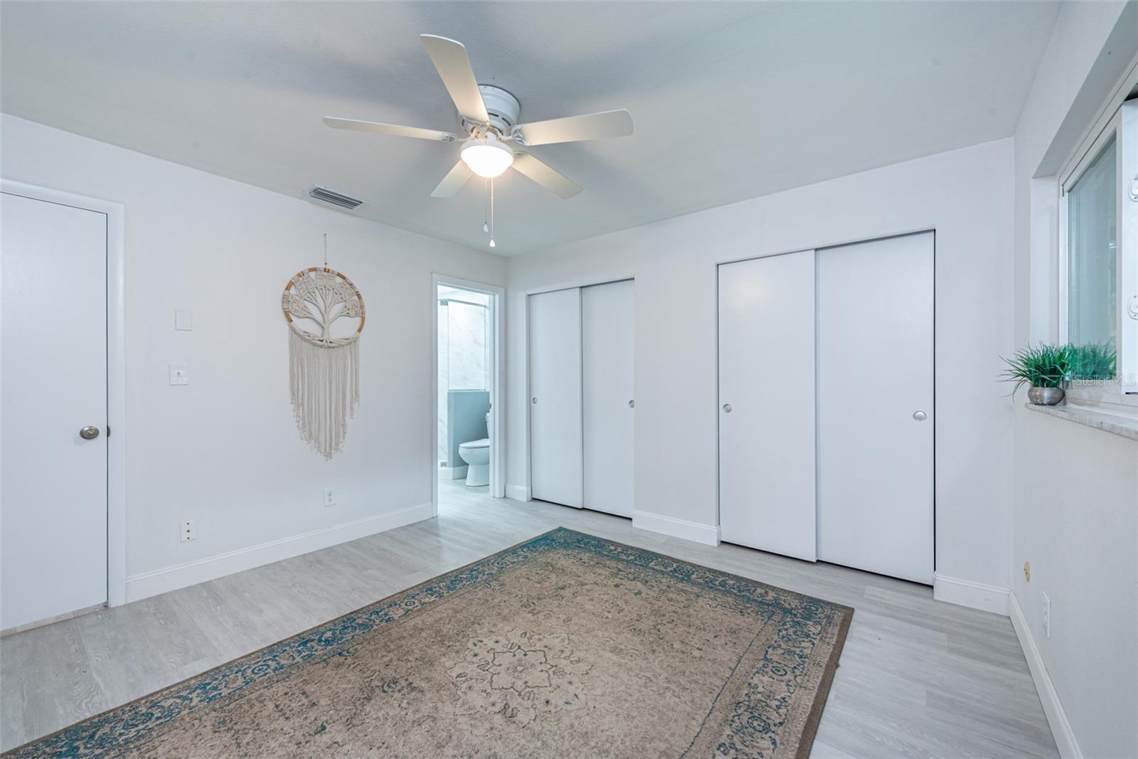 5625 ATLANTIC AVE N, ST PETERSBURG, FL, 33703