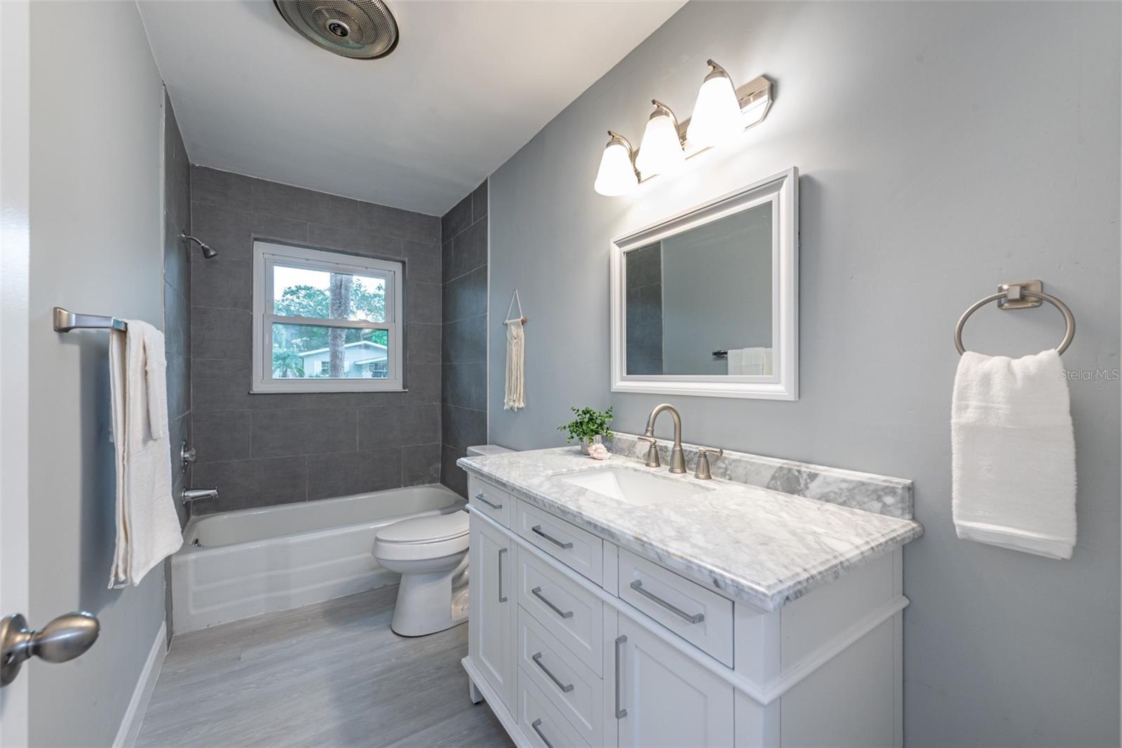 5625 ATLANTIC AVE N, ST PETERSBURG, FL, 33703