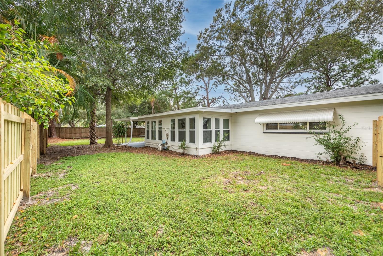 5625 ATLANTIC AVE N, ST PETERSBURG, FL, 33703