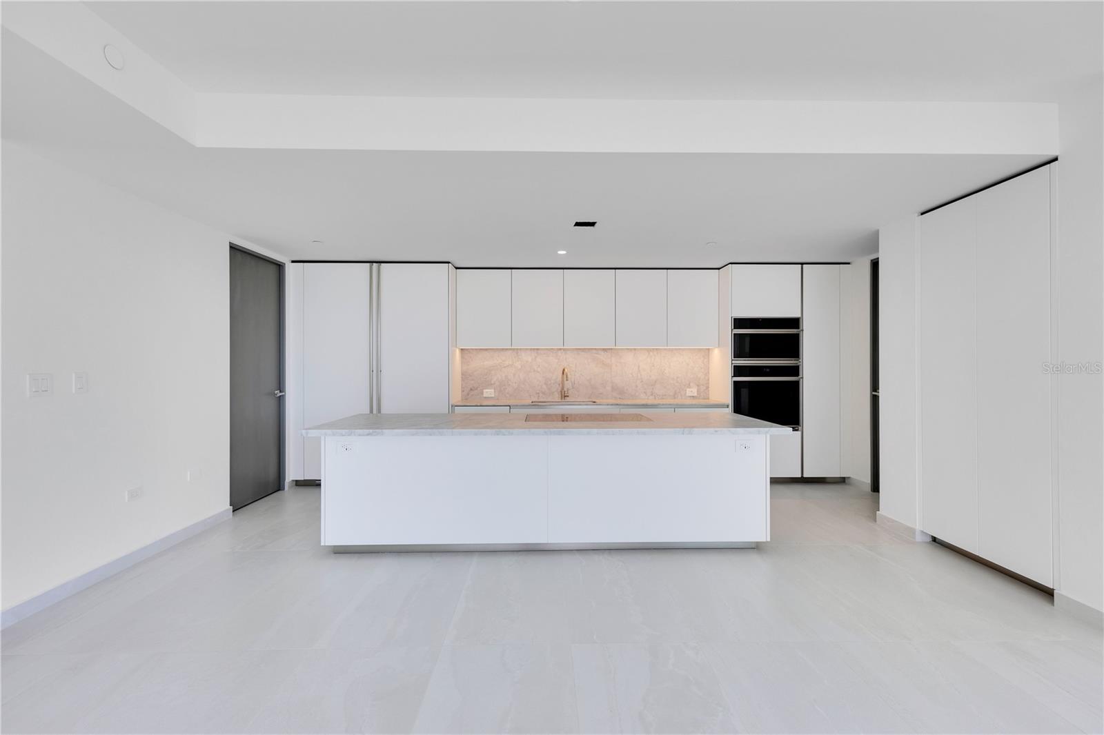 PR9114176 Property Photo