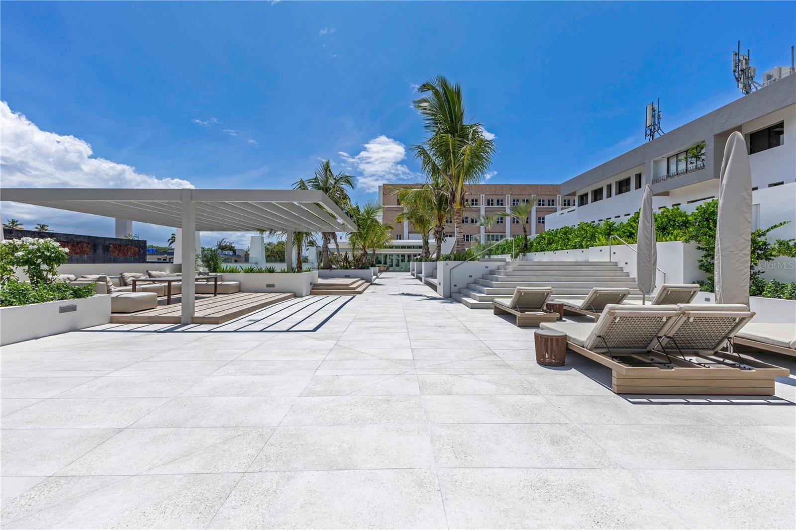 PR9114176 Property Photo