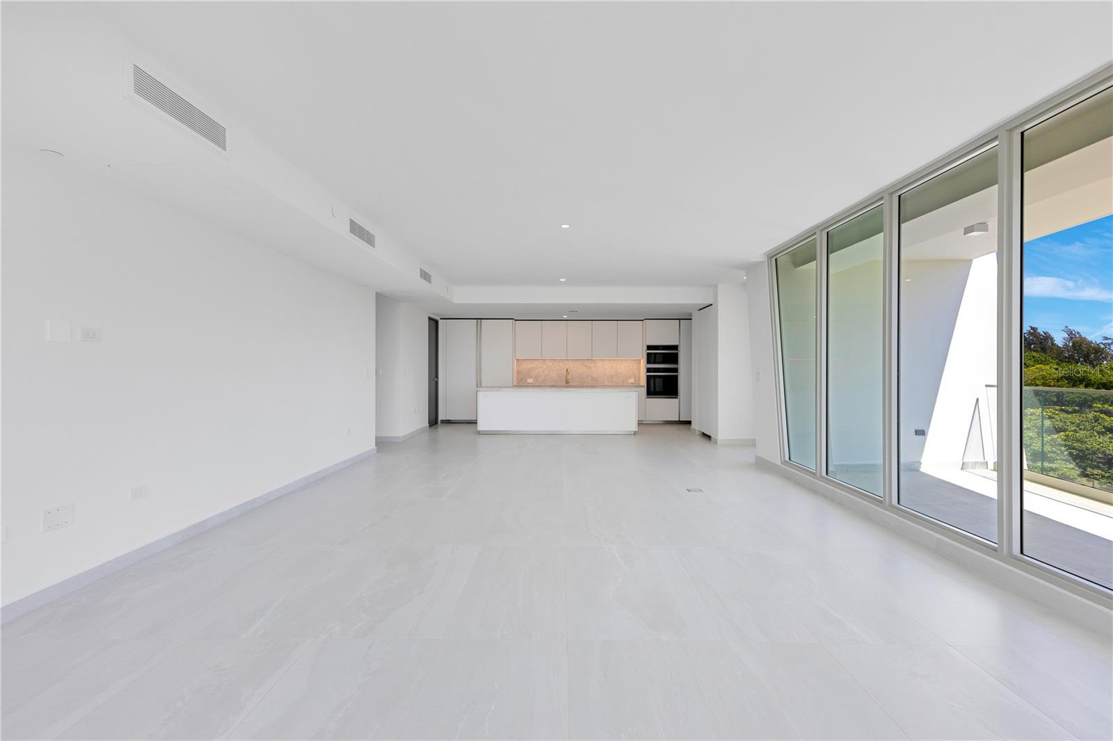 PR9114176 Property Photo