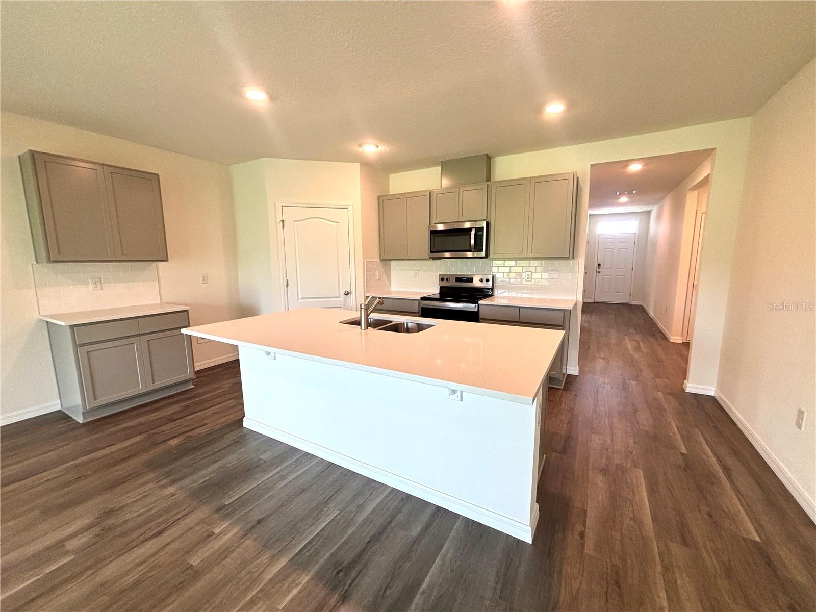 5555 HAYLOFT DR, APOPKA, FL, 32712