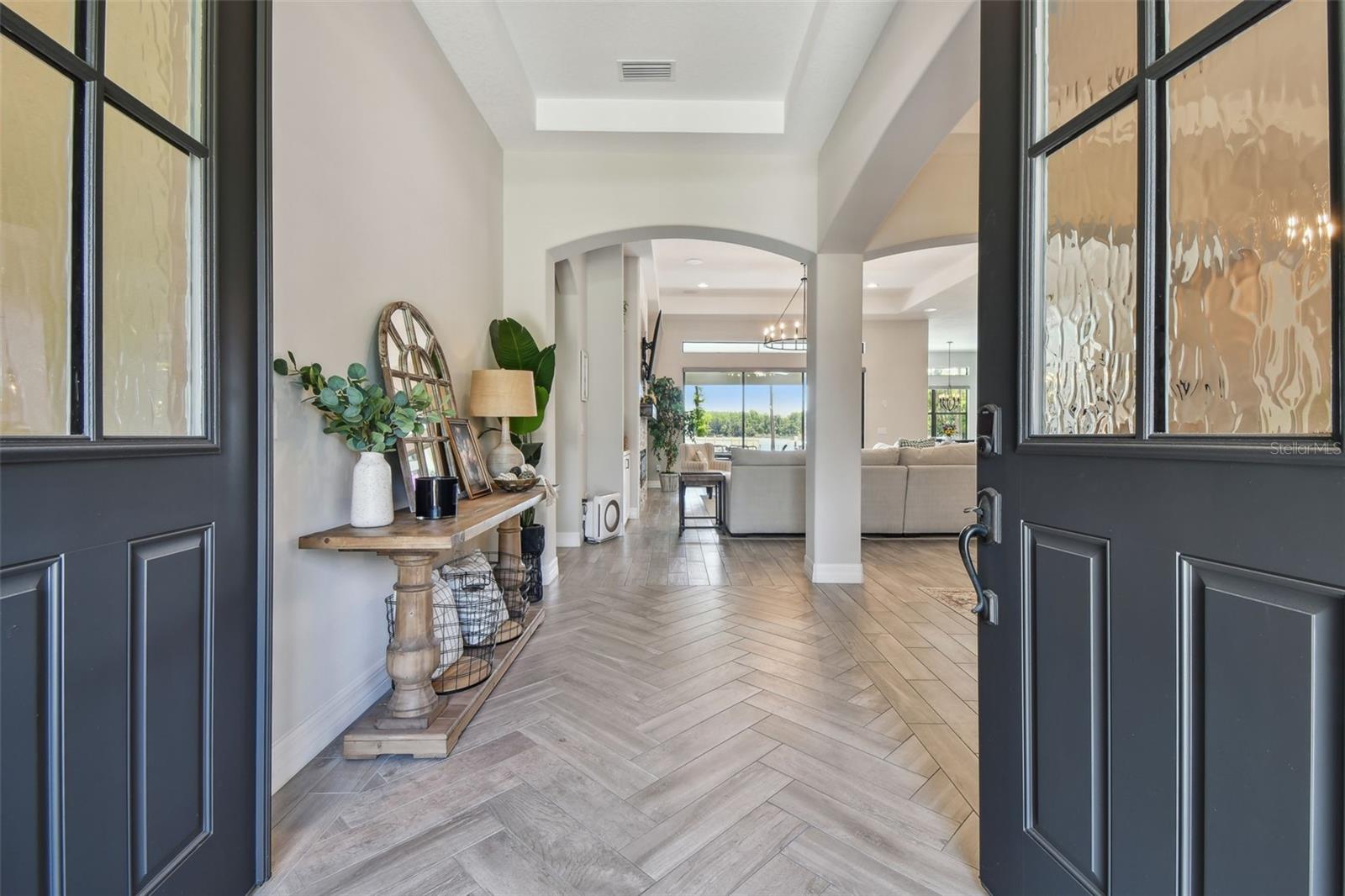 2648 LAKE MANOR DR, LAND O LAKES, FL, 34639