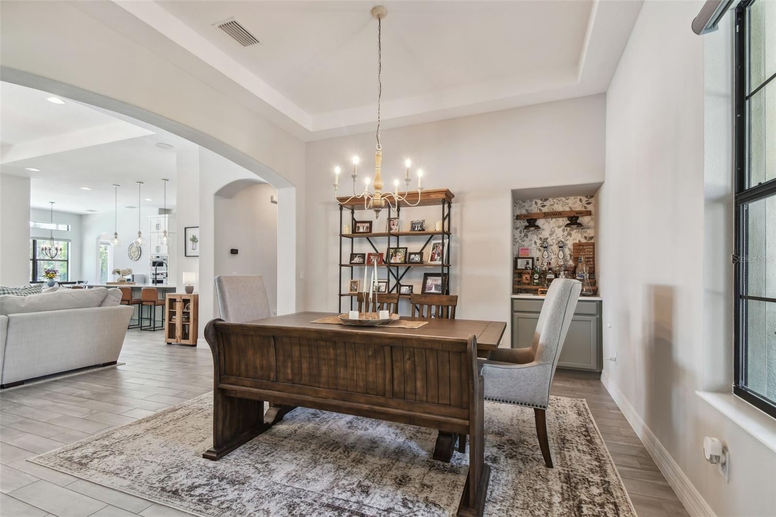 2648 LAKE MANOR DR, LAND O LAKES, FL, 34639