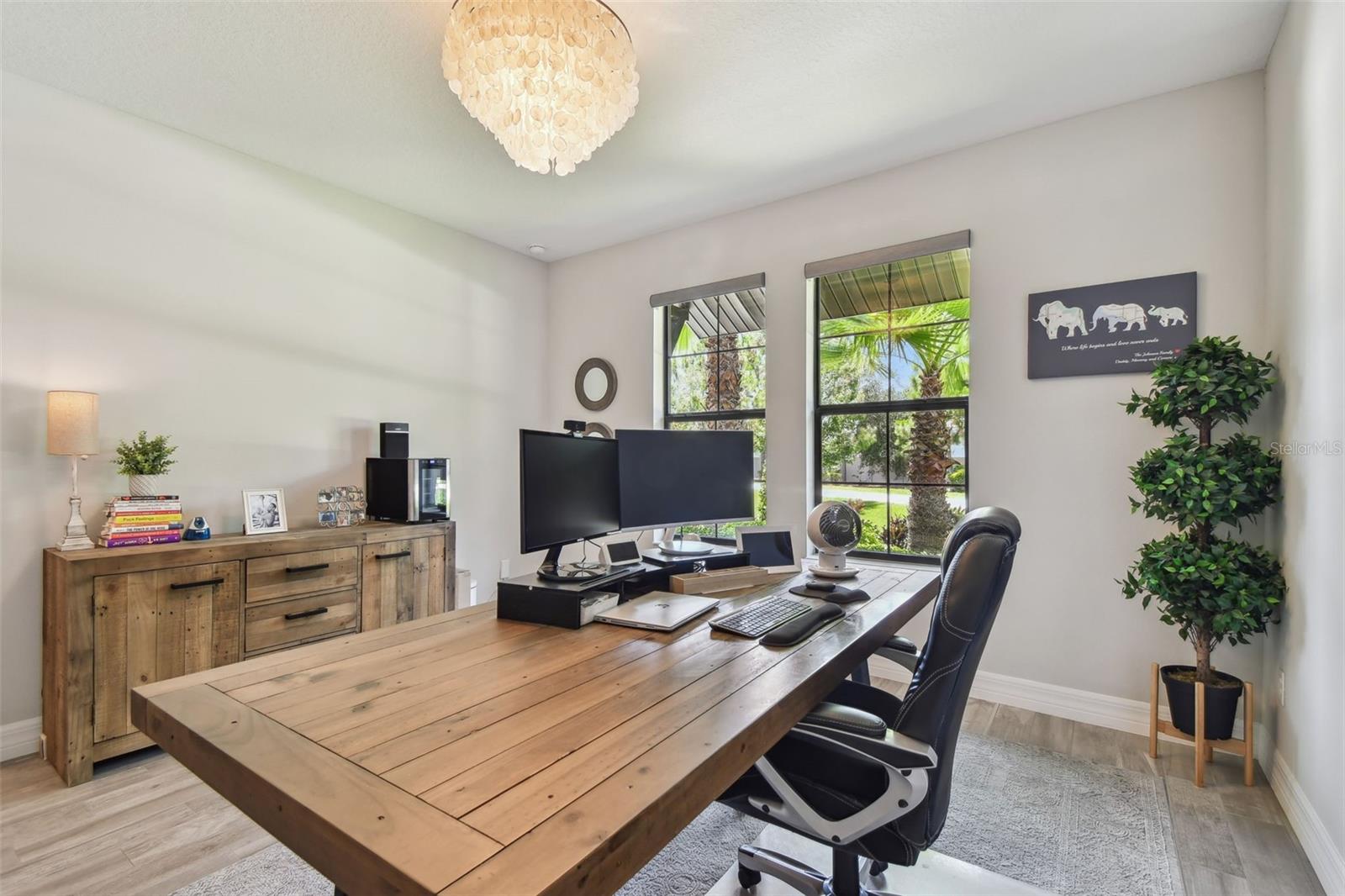 2648 LAKE MANOR DR, LAND O LAKES, FL, 34639