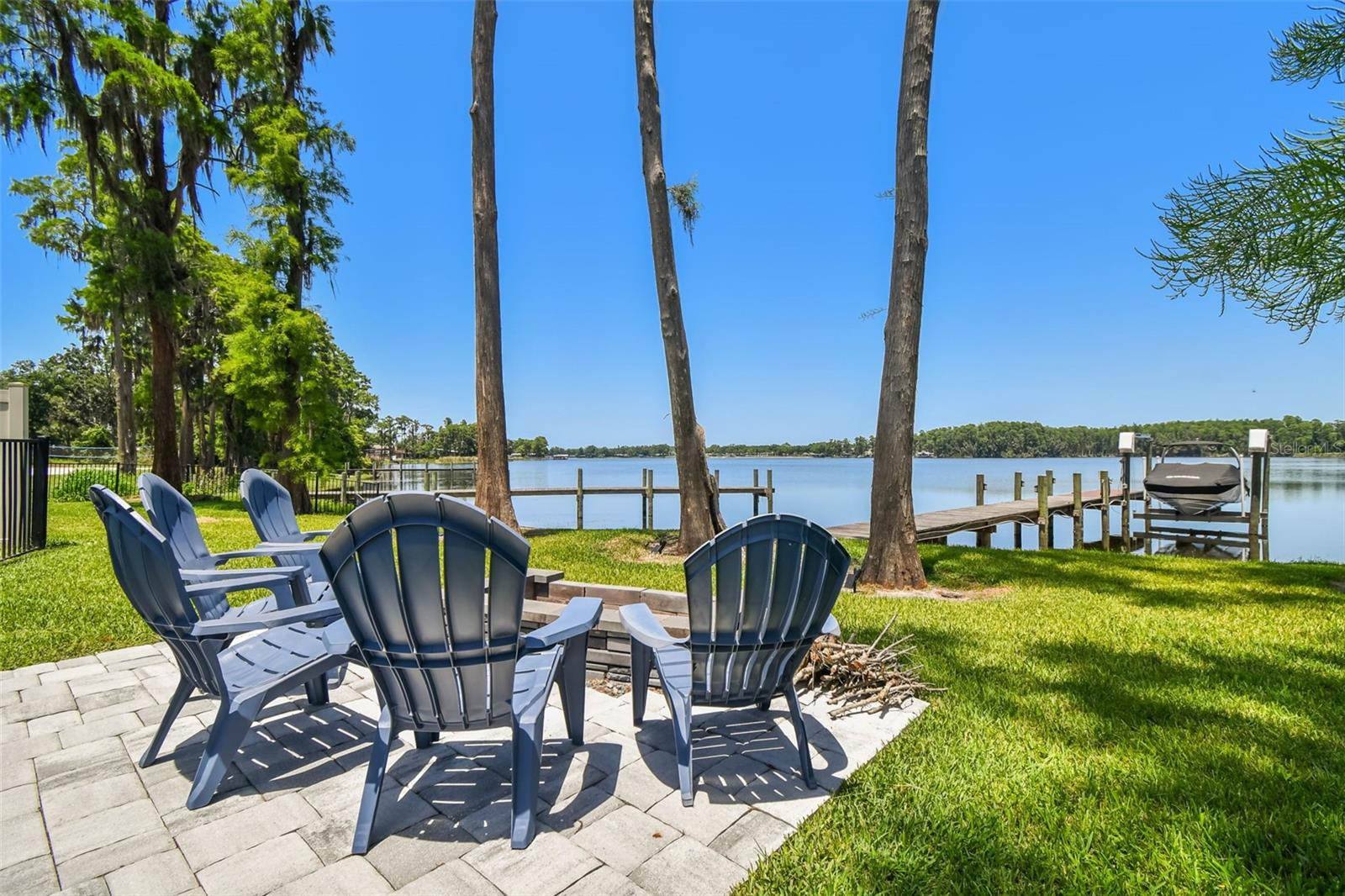 2648 LAKE MANOR DR, LAND O LAKES, FL, 34639