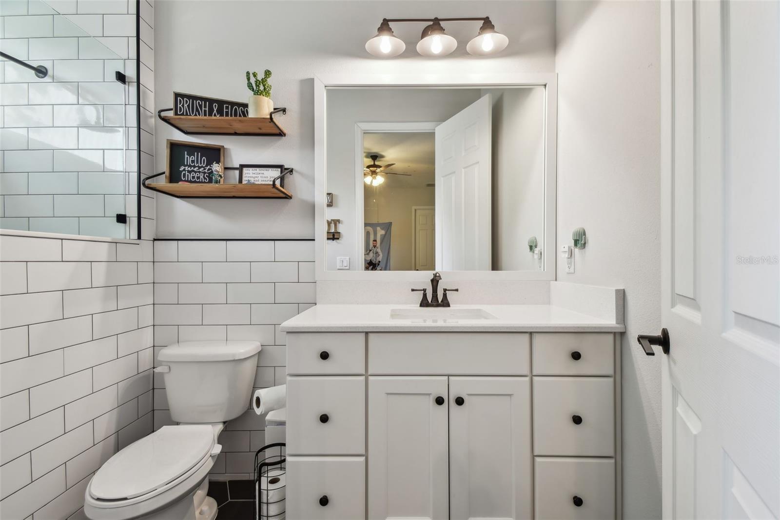 2648 LAKE MANOR DR, LAND O LAKES, FL, 34639