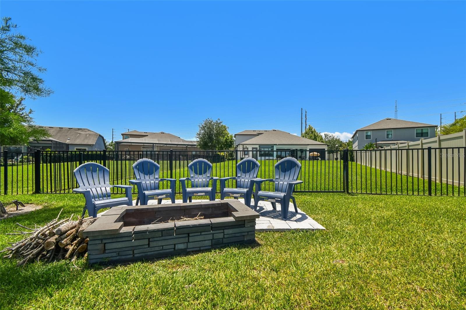 2648 LAKE MANOR DR, LAND O LAKES, FL, 34639