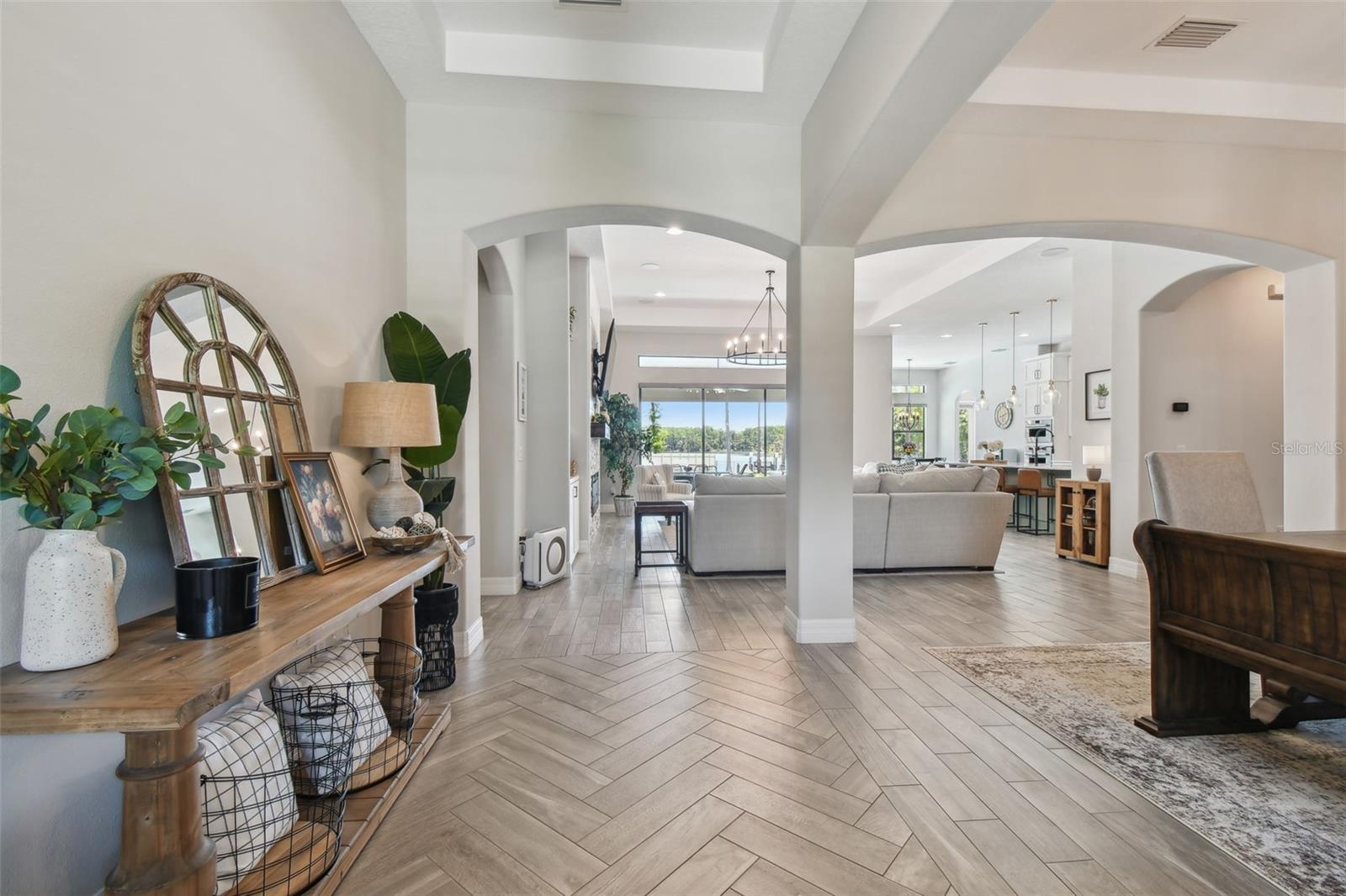 2648 LAKE MANOR DR, LAND O LAKES, FL, 34639