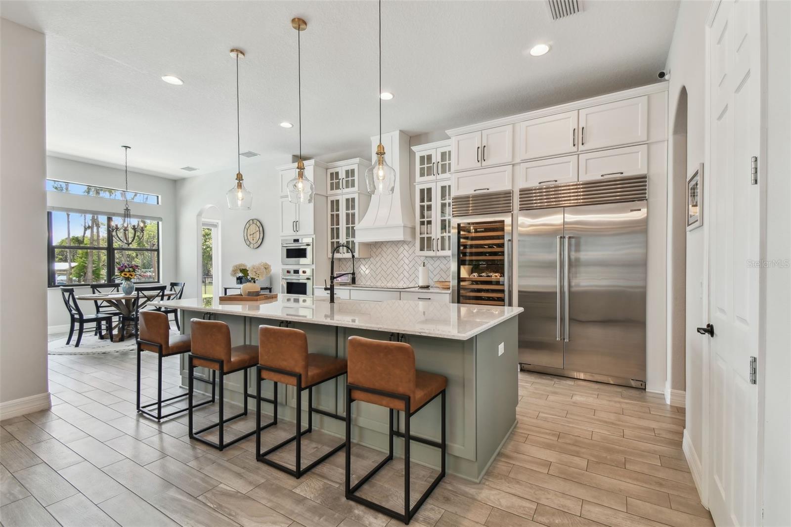 2648 LAKE MANOR DR, LAND O LAKES, FL, 34639