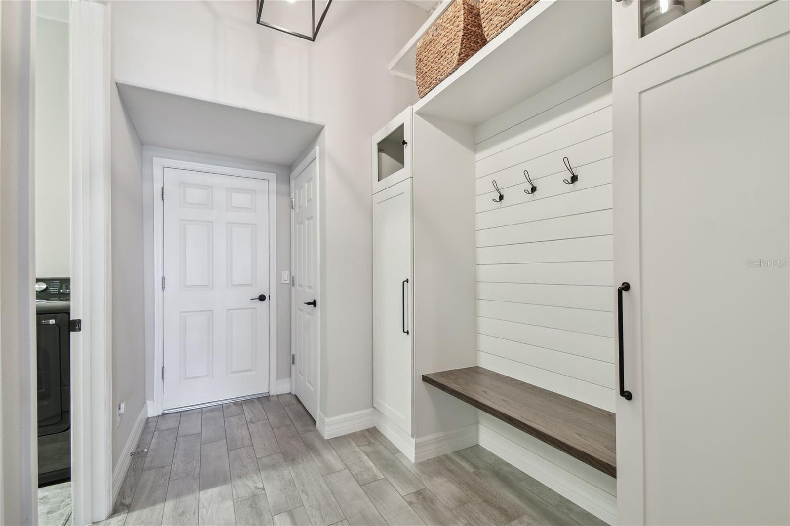 2648 LAKE MANOR DR, LAND O LAKES, FL, 34639