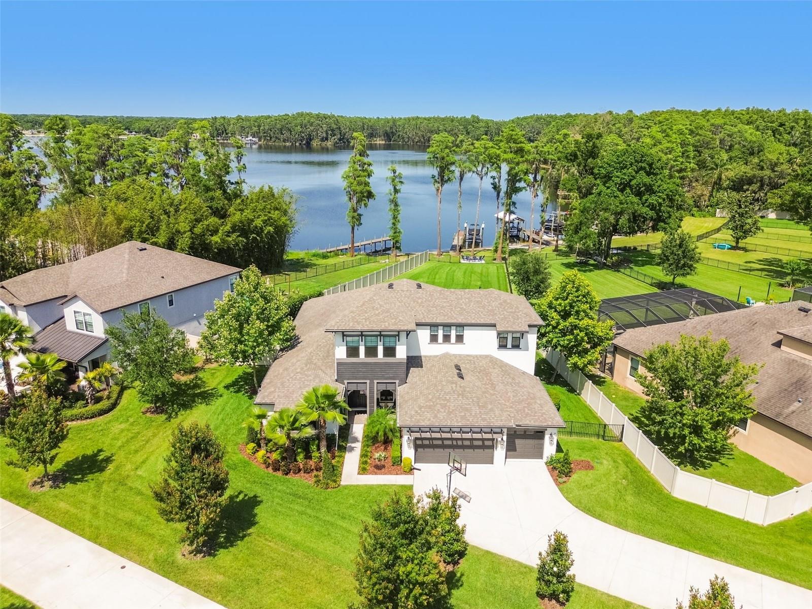 2648 LAKE MANOR DR, LAND O LAKES, FL, 34639