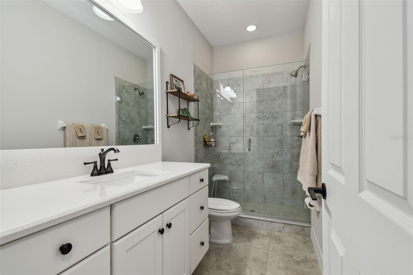 2648 LAKE MANOR DR, LAND O LAKES, FL, 34639