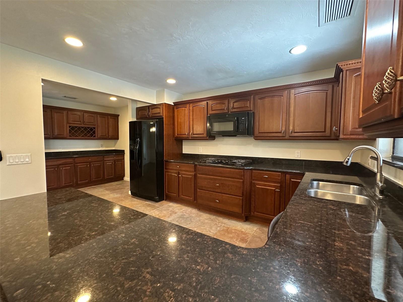 4 FAIRGREEN AVE, NEW SMYRNA BEACH, FL, 32168