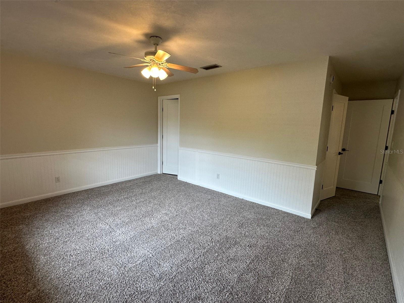 4 FAIRGREEN AVE, NEW SMYRNA BEACH, FL, 32168