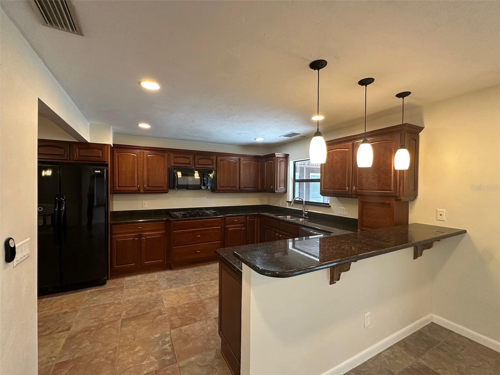 4 FAIRGREEN AVE, NEW SMYRNA BEACH, FL, 32168