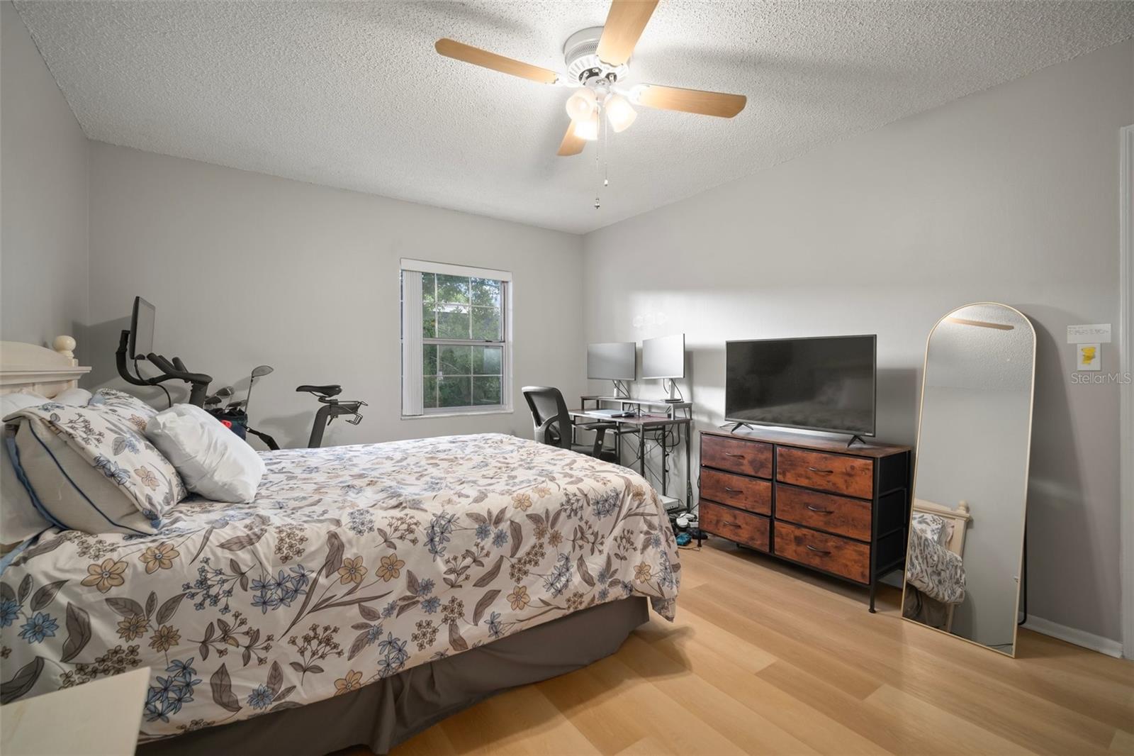 4325 AEGEAN DR #250B, TAMPA, FL, 33611