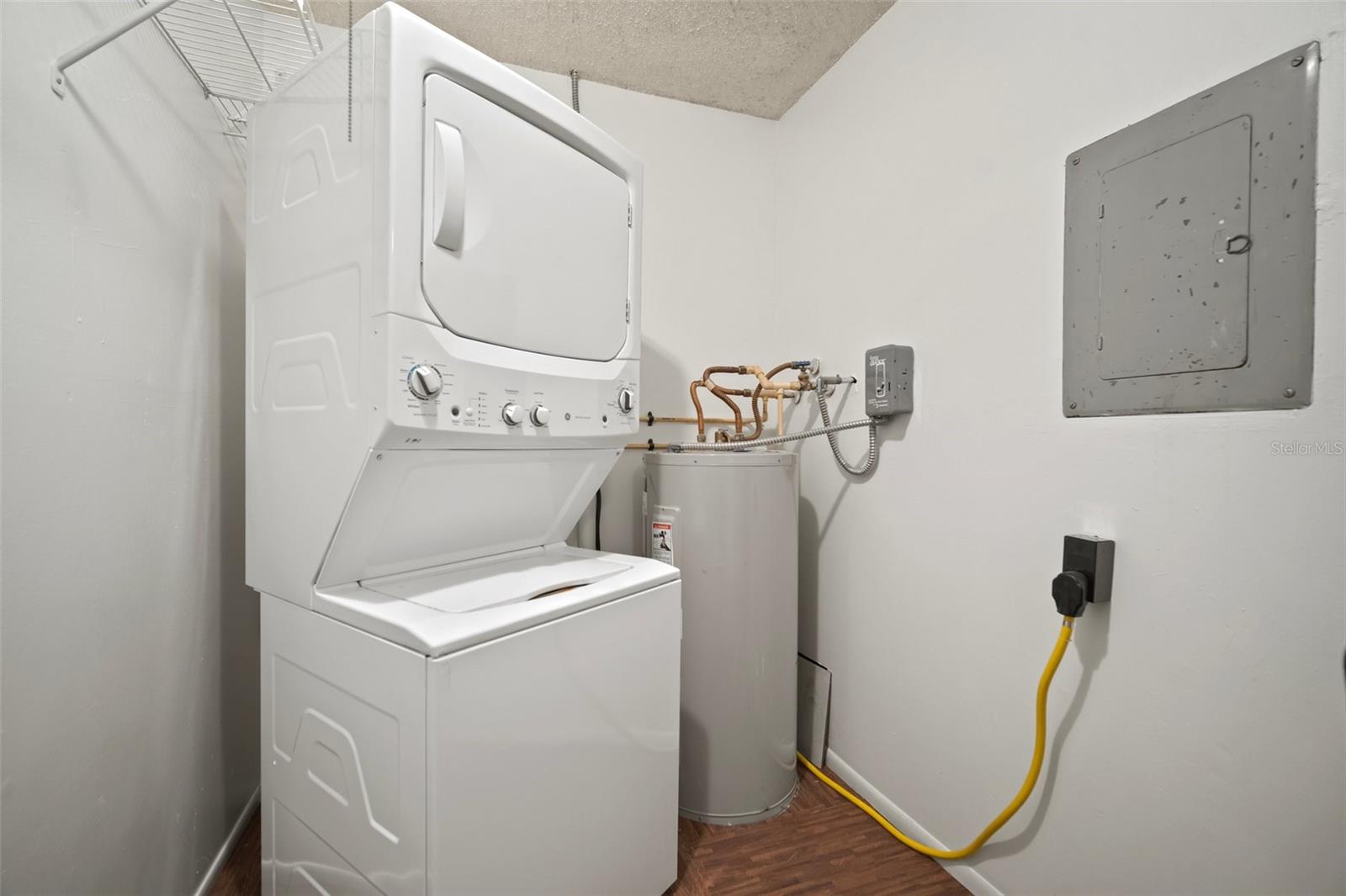 4325 AEGEAN DR #250B, TAMPA, FL, 33611