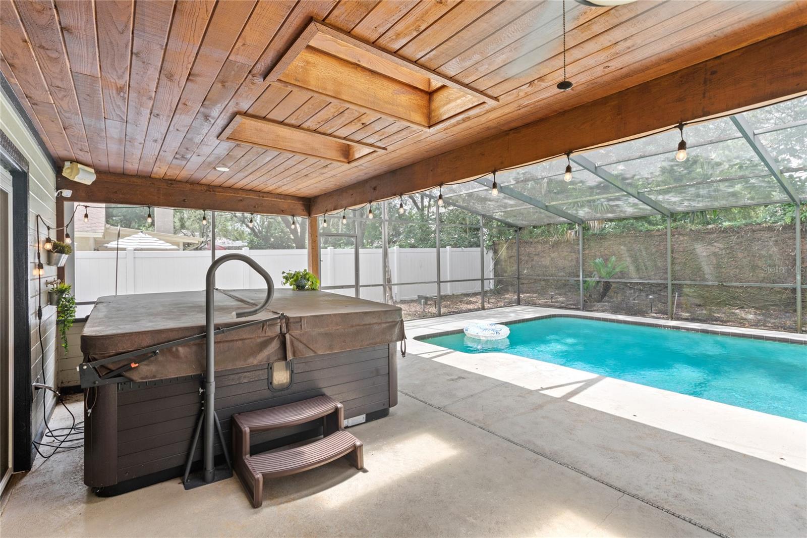 8308 GRANADA BLVD, ORLANDO, FL, 32836