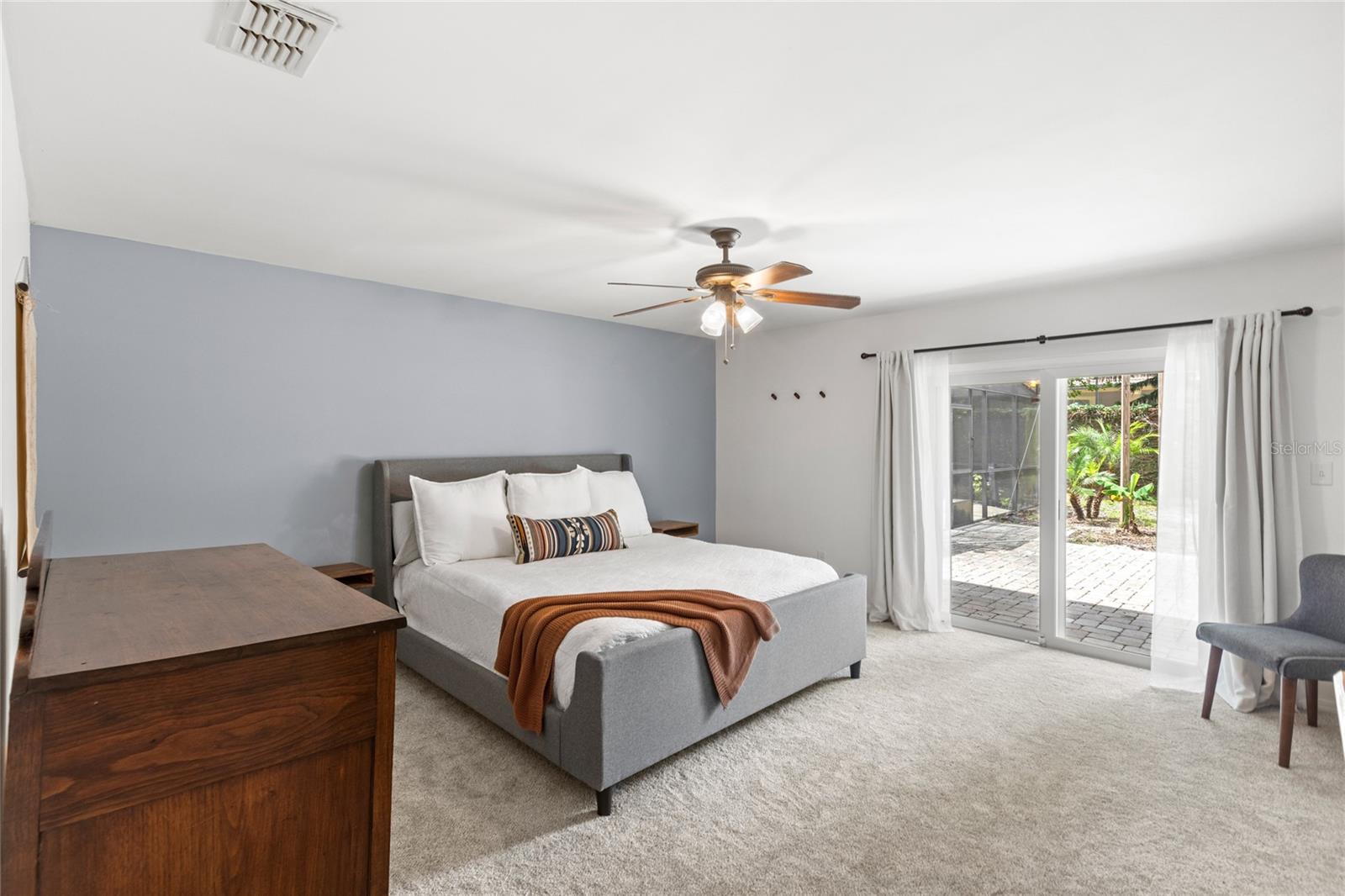 8308 GRANADA BLVD, ORLANDO, FL, 32836