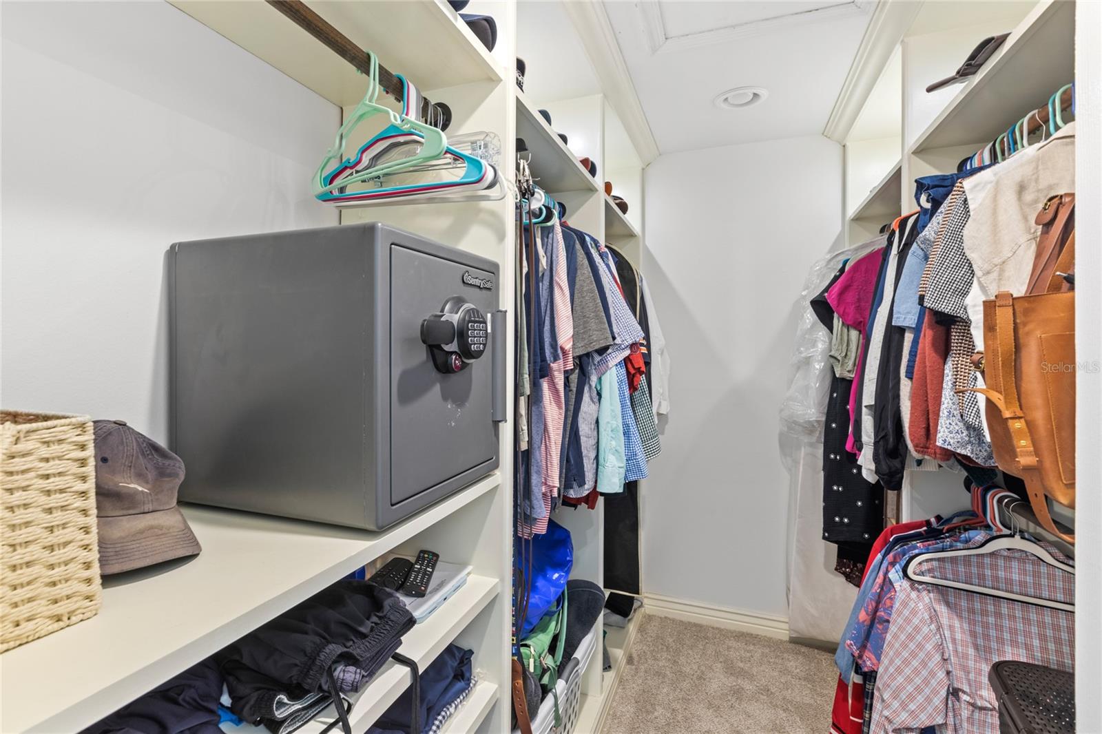 8308 GRANADA BLVD, ORLANDO, FL, 32836