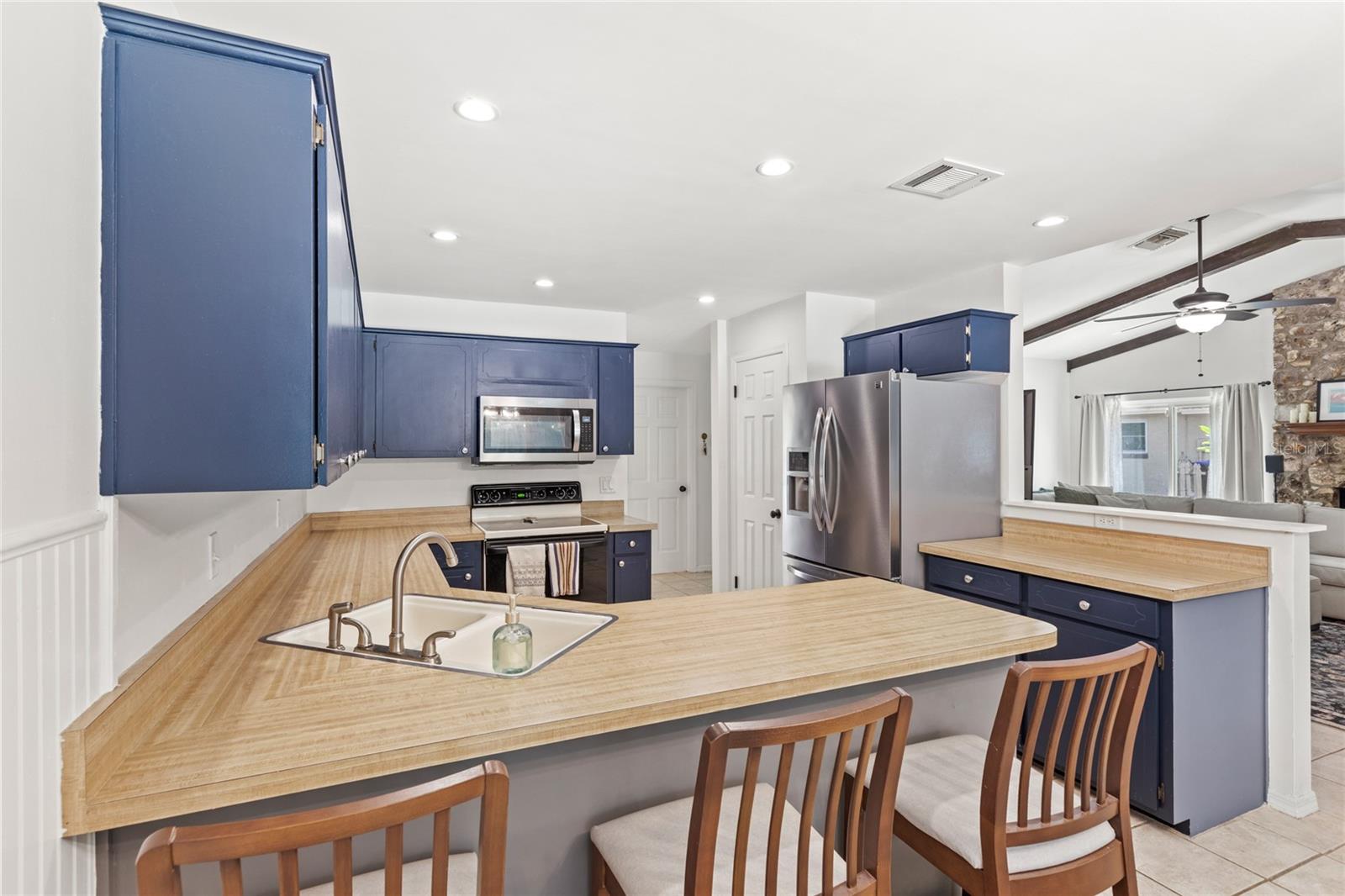 8308 GRANADA BLVD, ORLANDO, FL, 32836