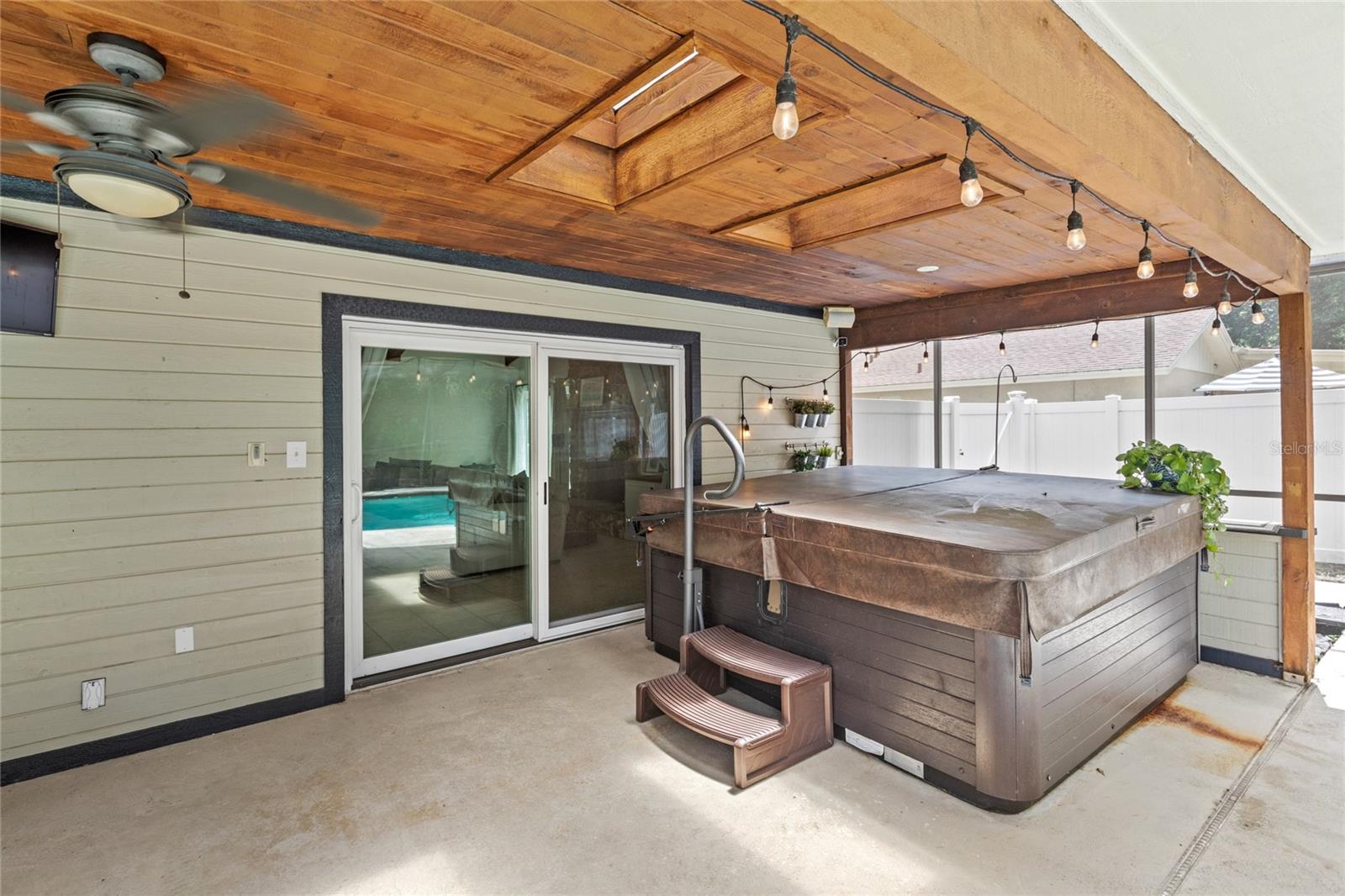 8308 GRANADA BLVD, ORLANDO, FL, 32836