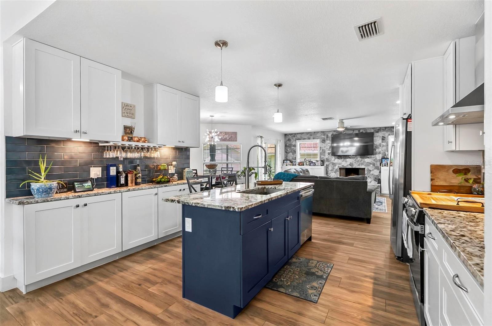 8248 MARBELLA VIEW CT, ORLANDO, FL, 32817