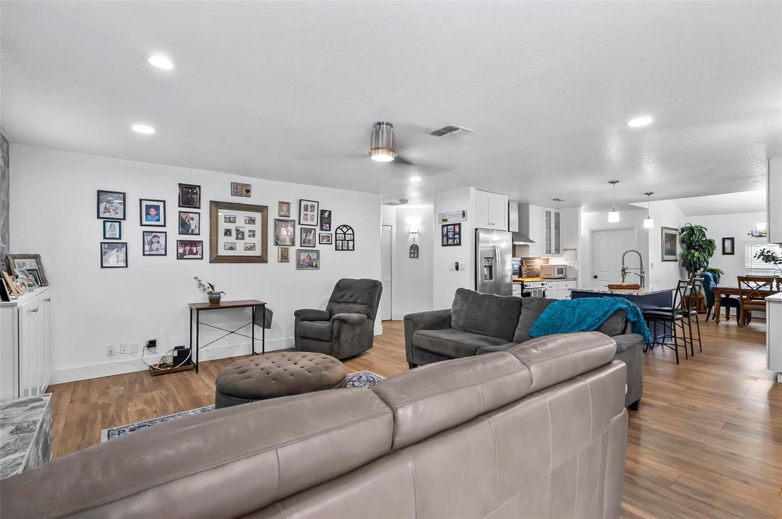 8248 MARBELLA VIEW CT, ORLANDO, FL, 32817