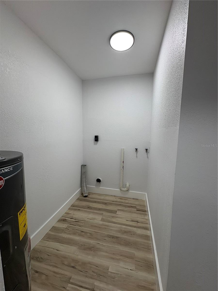 7703 GLENVIEW LN, TAMPA, FL, 33615