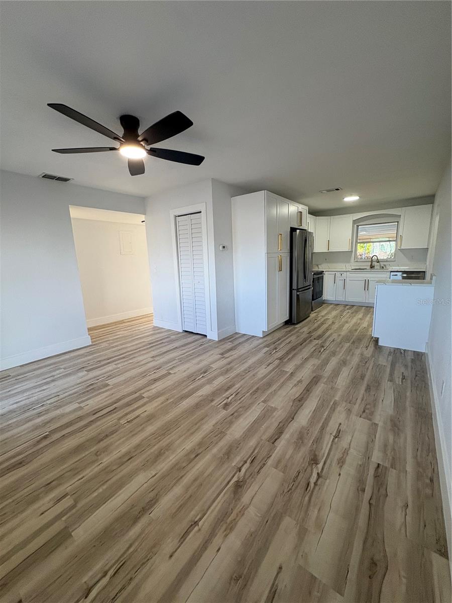 7703 GLENVIEW LN, TAMPA, FL, 33615