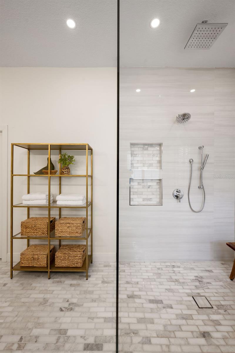 6047 BLAKEFORD DR, WINDERMERE, FL, 34786