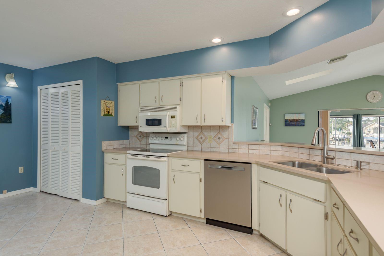 6340 GARLAND CT, NEW PORT RICHEY, FL, 34652