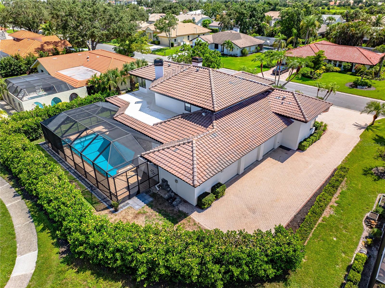 A4655585 Property Photo