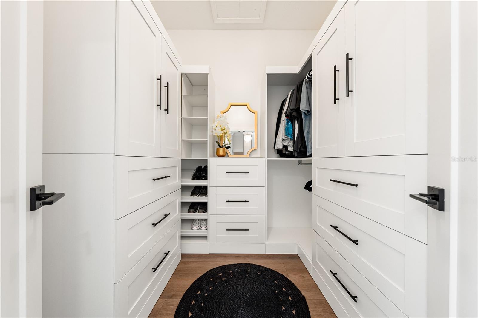 A4655585 Property Photo
