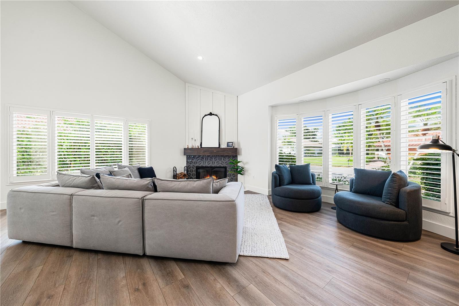 A4655585 Property Photo
