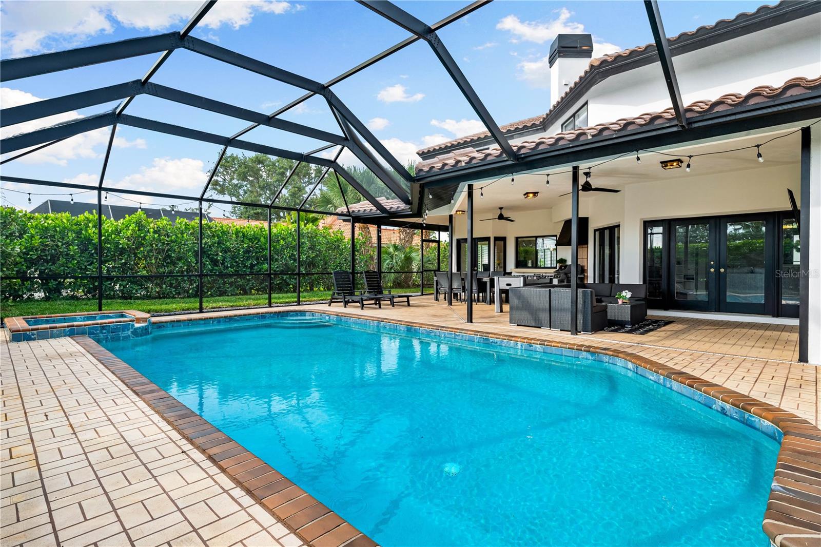 A4655585 Property Photo