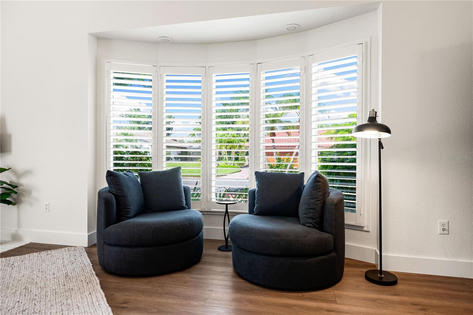 A4655585 Property Photo