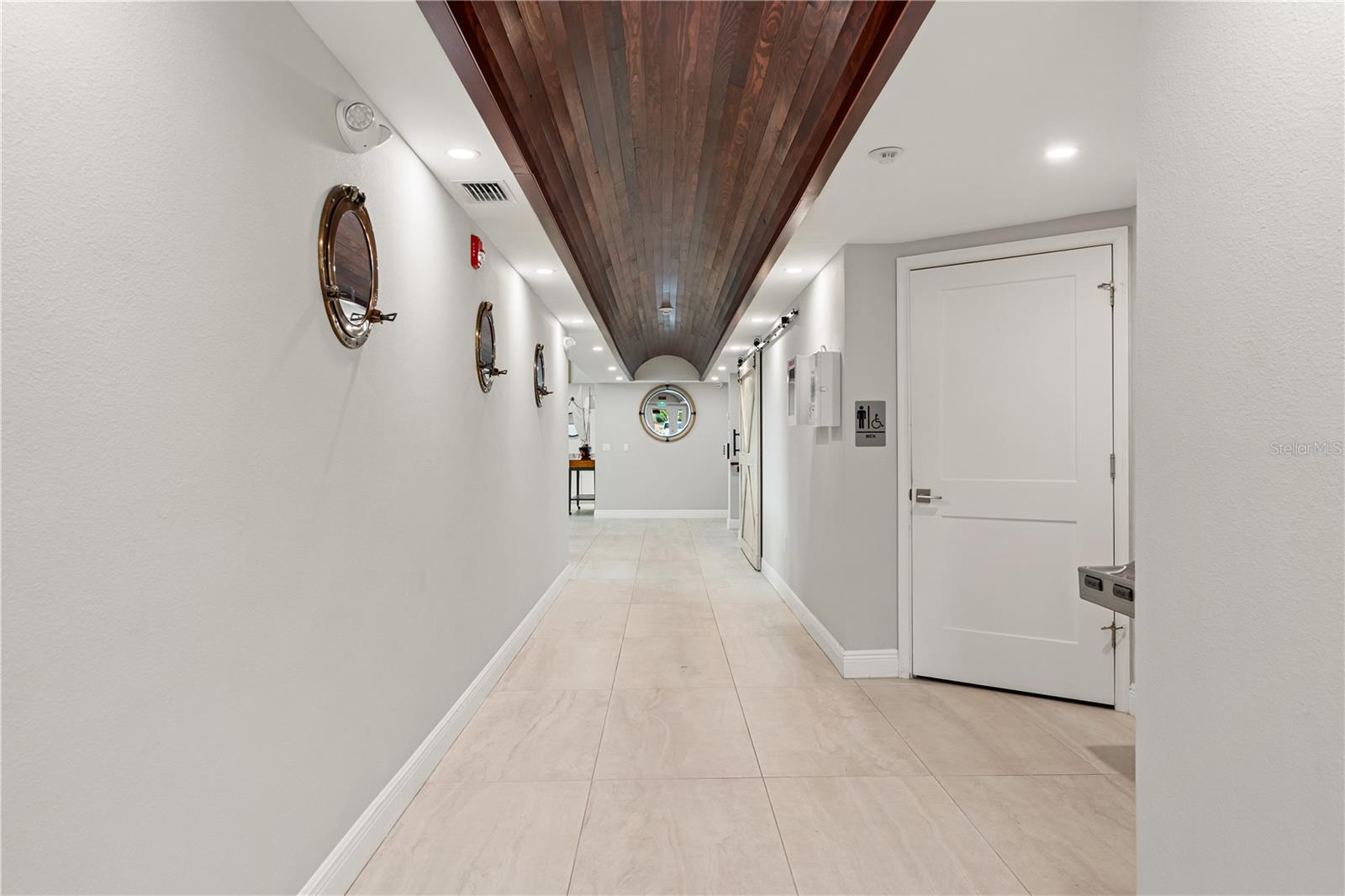 A4655585 Property Photo