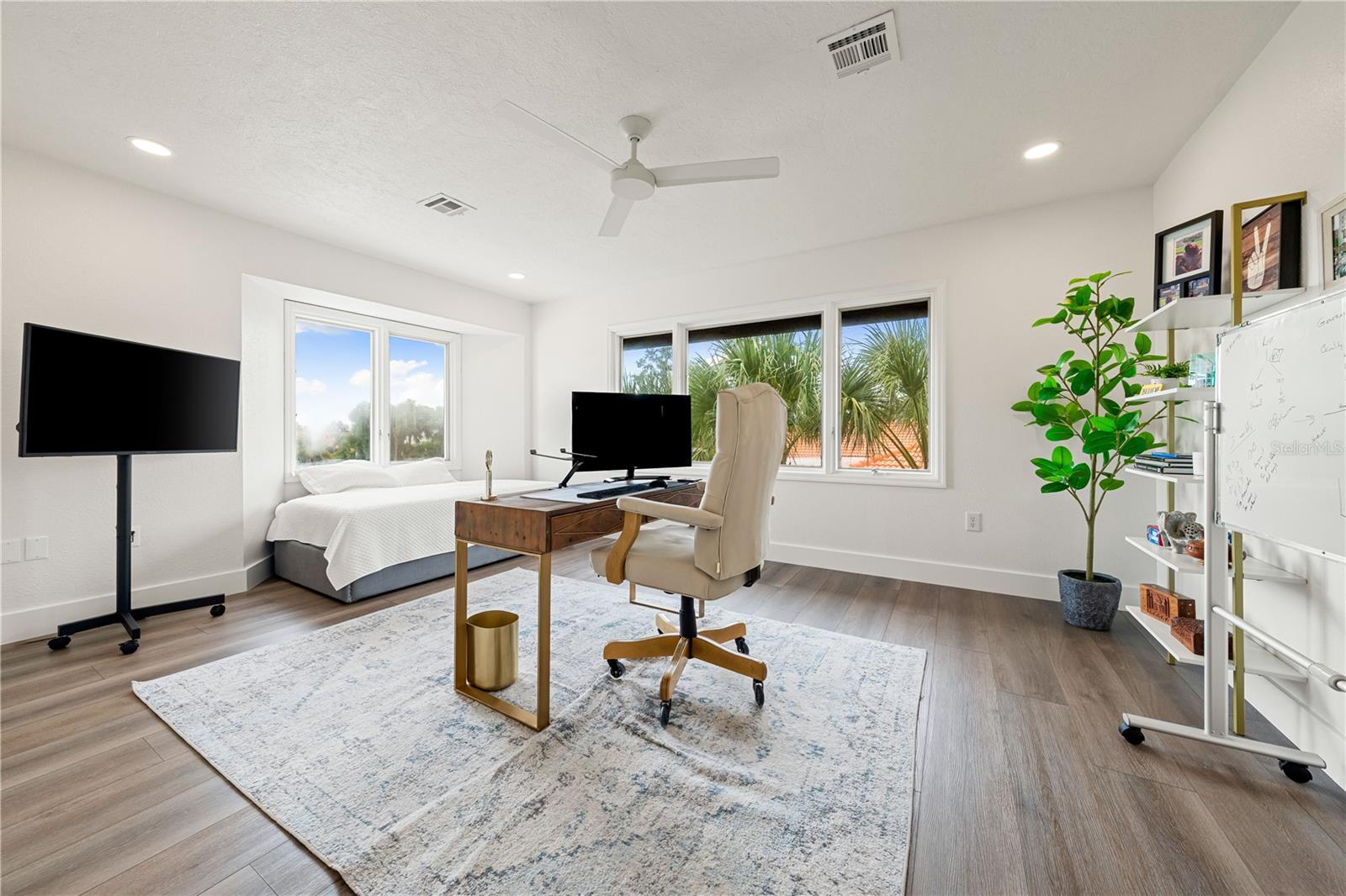 A4655585 Property Photo