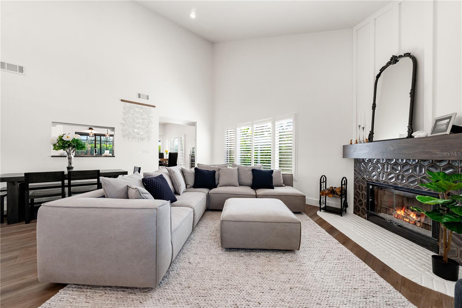 A4655585 Property Photo