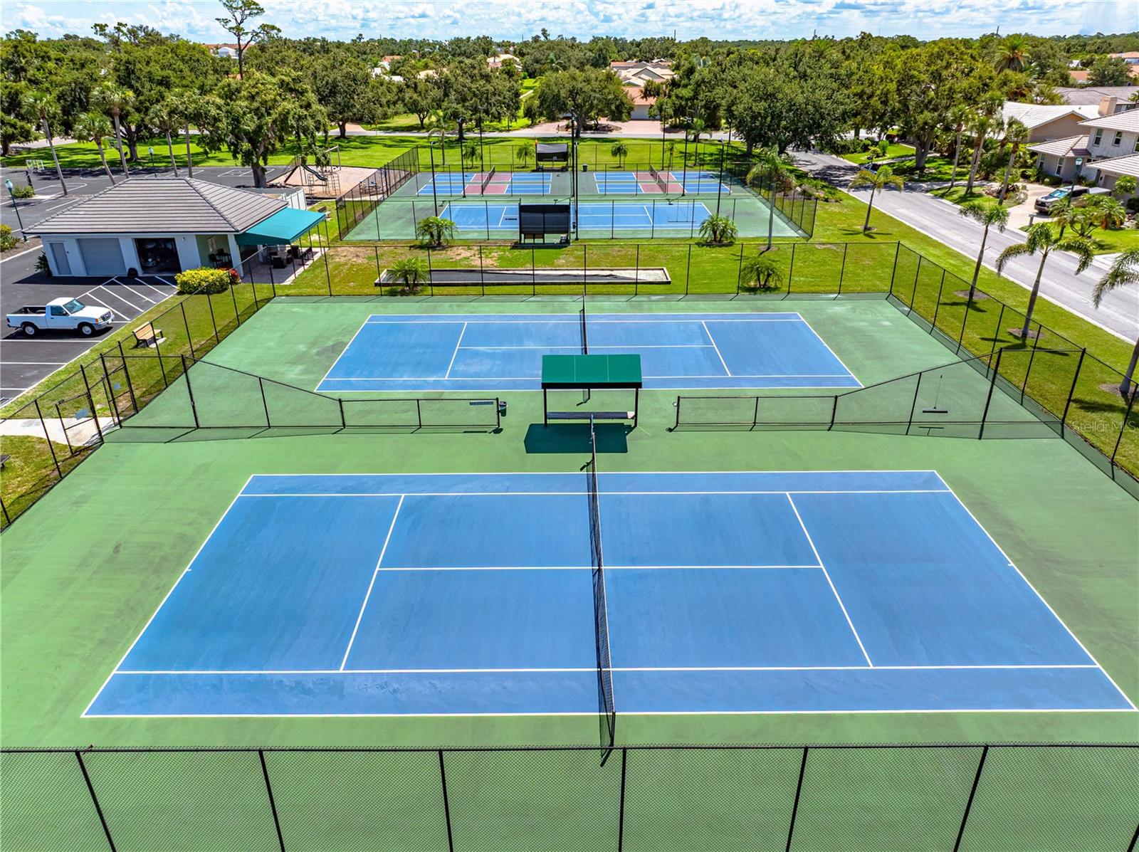 A4655585 Property Photo